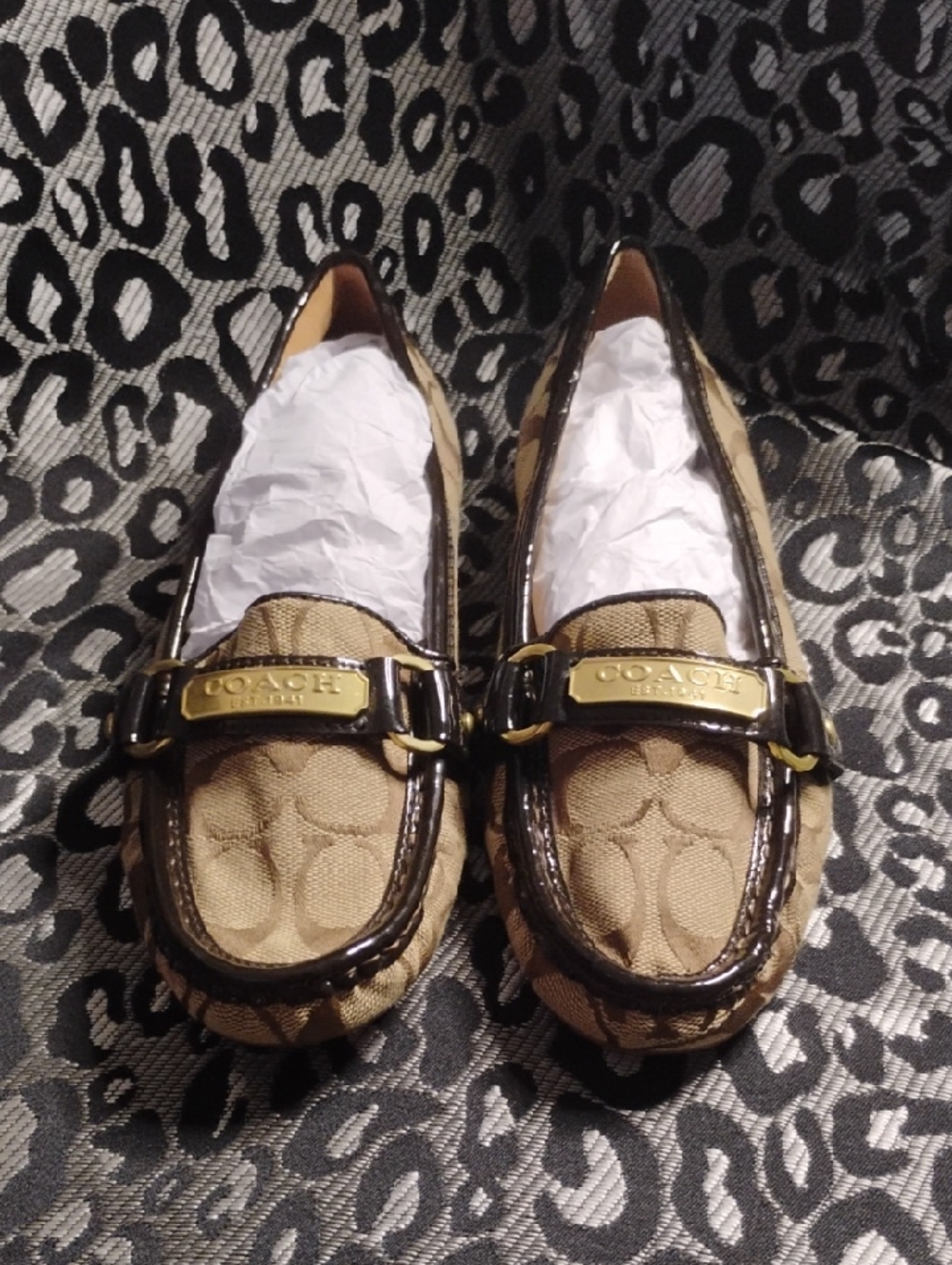 Coach womenTan Signature Canvas Slip-On Loafers with Black Trim NWOB